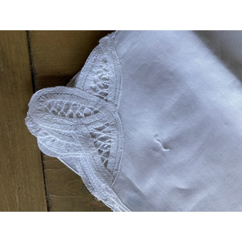 White Scalloped Lace Corner Linen Cotton Dinner Napkins Set of 6 17x17 RN 61370